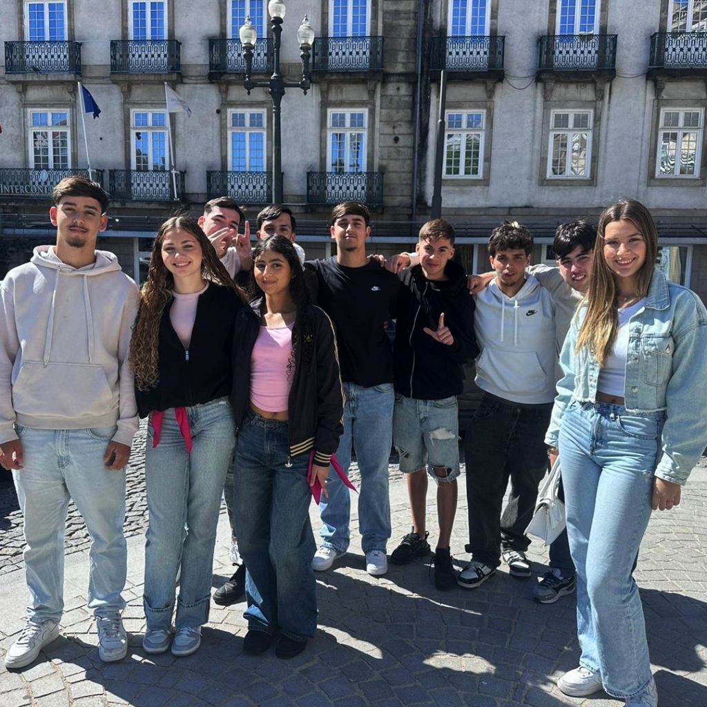 Instagram post from externatosantaclara. This post is in position 5.