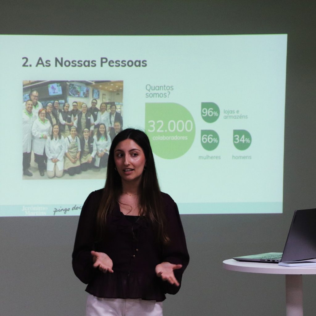 Instagram post from externatosantaclara. This post is in position 3.