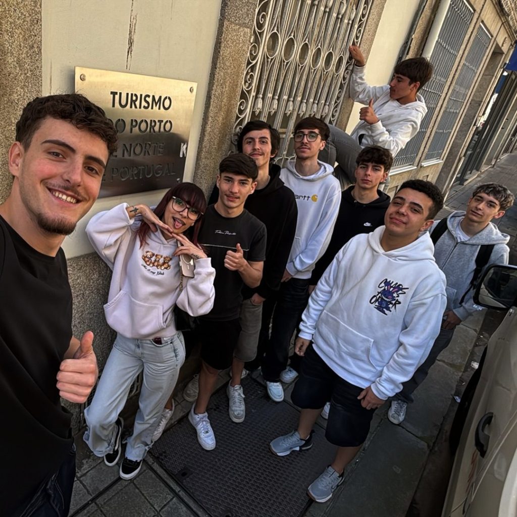 Instagram post from externatosantaclara. This post is in position 2.